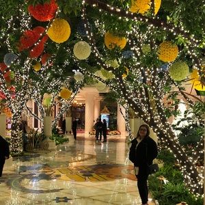 Meet your Posher, Cassandra